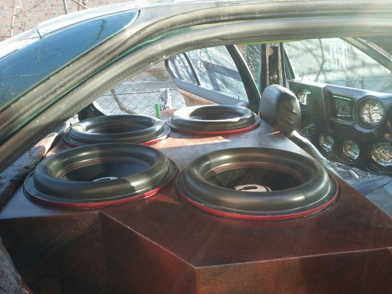 08H0uw5Ef94.jpg
